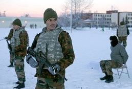 Indian, U.S. Soldiers combine raid strategies during Yudh Abyhas 2010