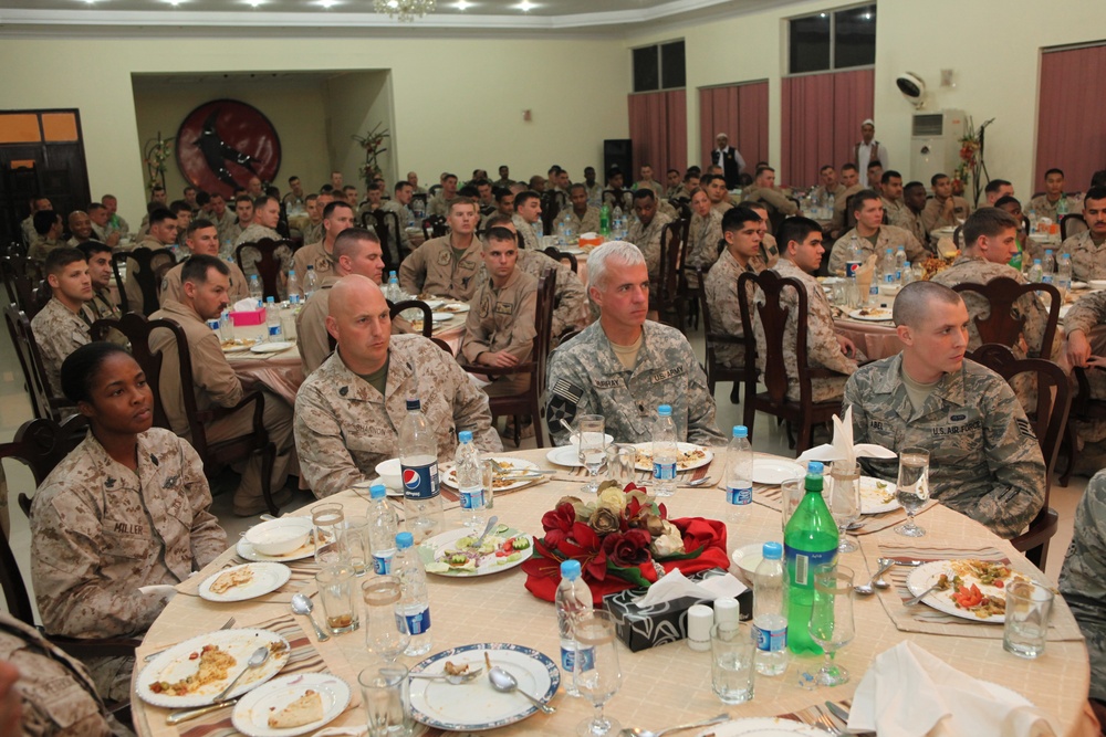 Banquet in honor of Marines' work in southern Pakistan