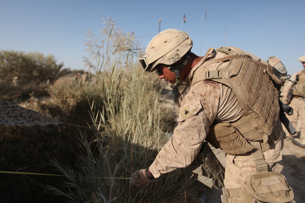 Bridge Marines gather valuable information during recon mission