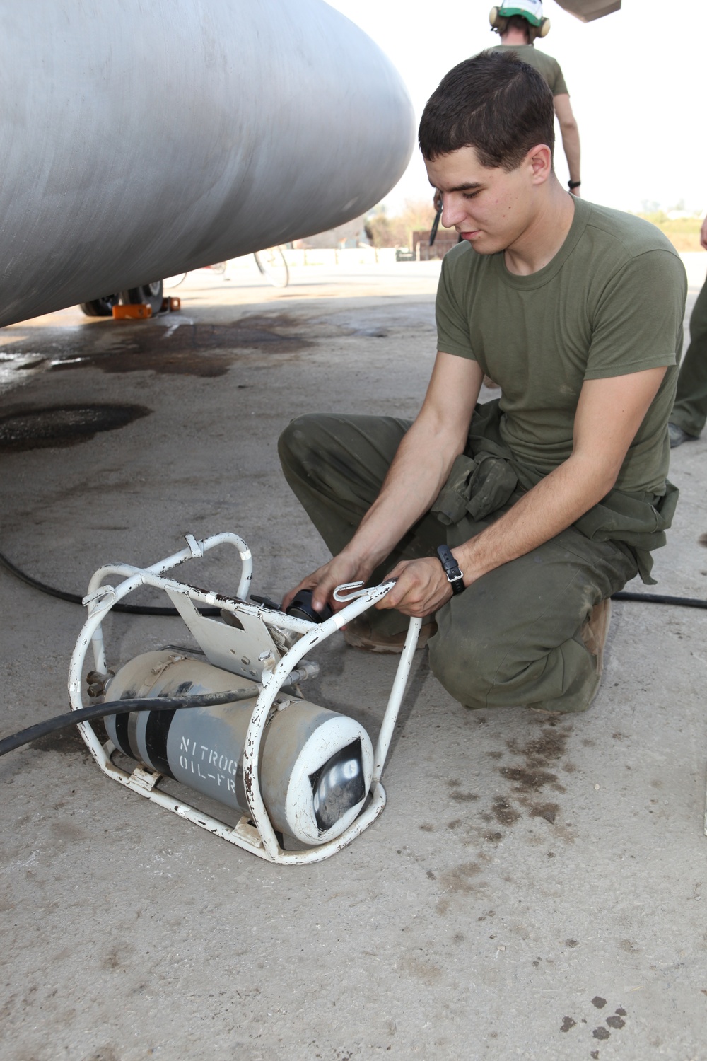 26th MEU Maintenance of Super Stallion Helicopter