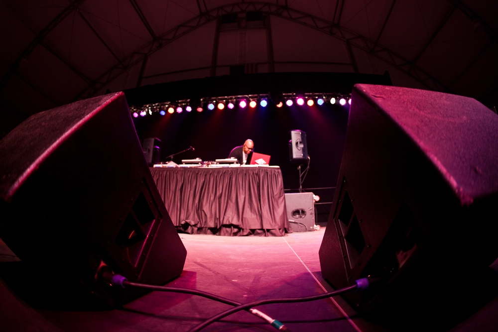 Ludacris live at Fort Meade