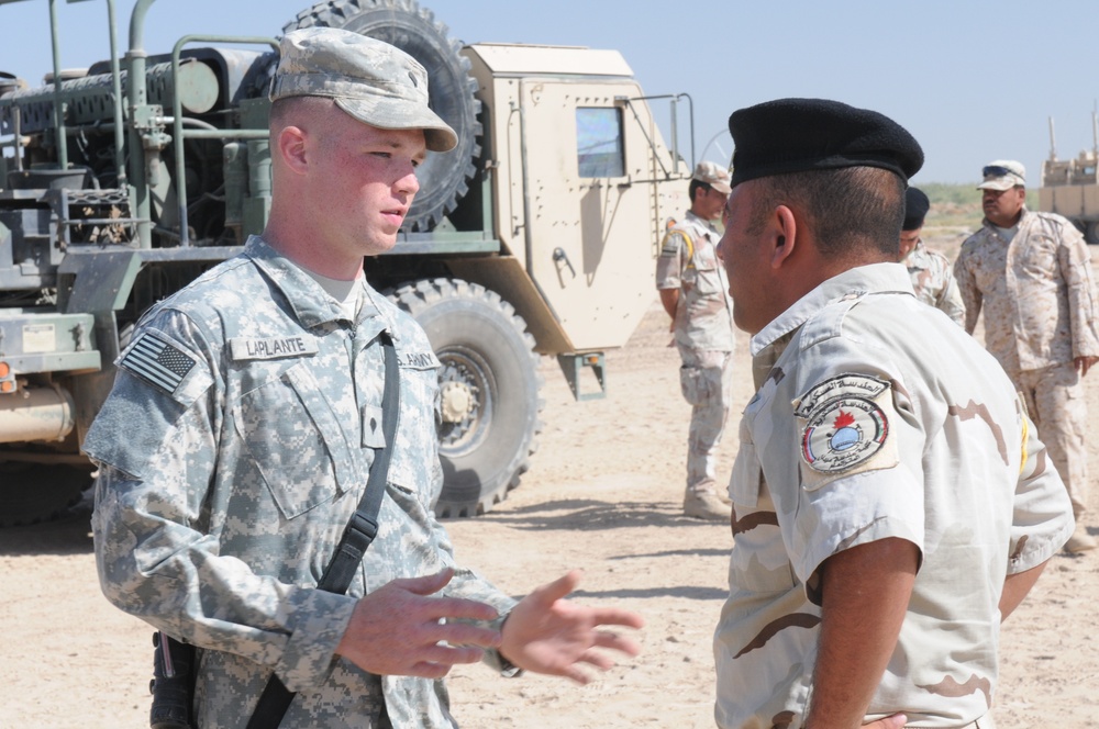 Cross Training: U.S. Engineers, Iraqi troops train on bridge construction