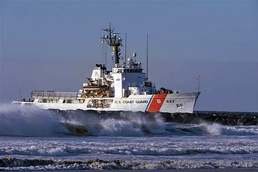 CGC Vigorous underway