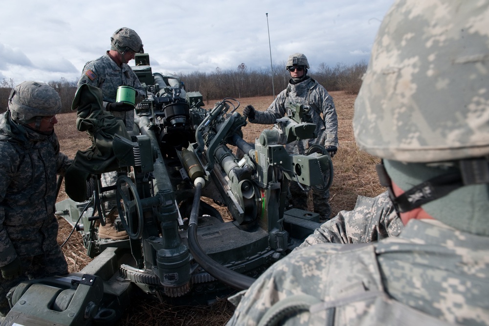 Indiana Guard Unit Trains with New Howitzers