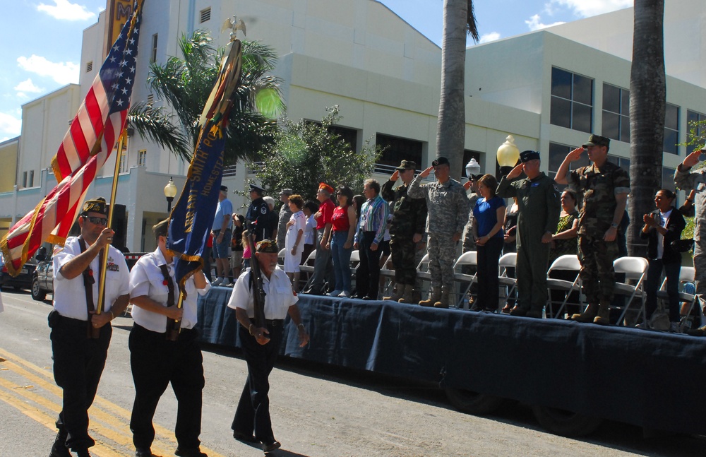 SOCSOUTH and Air Force Reservists particapte in Homestead Veteran's Day parade