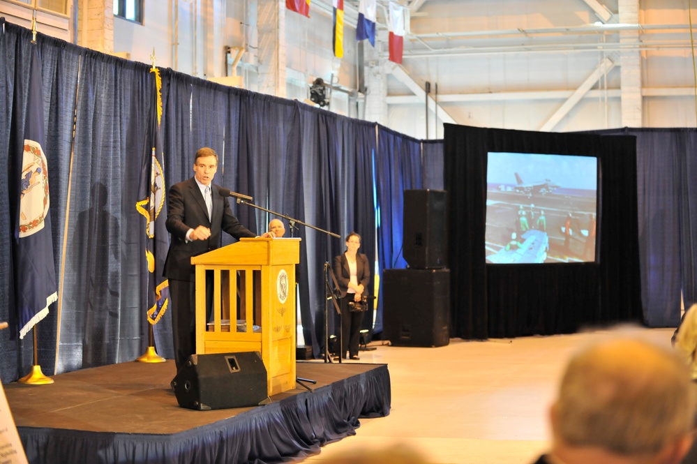 Senator Mark Warner speaks to at CONA celebration