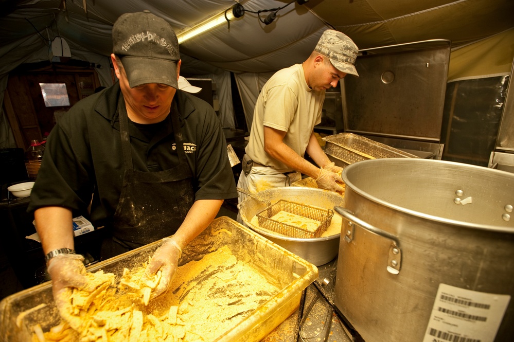 Outback Steakhouse says thank you with 4,400 steaks for deployed troops