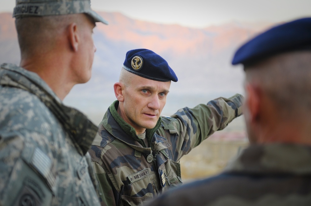 ISAF Joint Commander Visits FOB Kutschbach