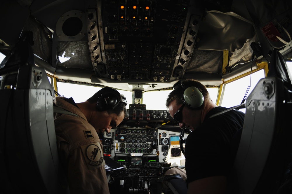 KC-135 Refueling