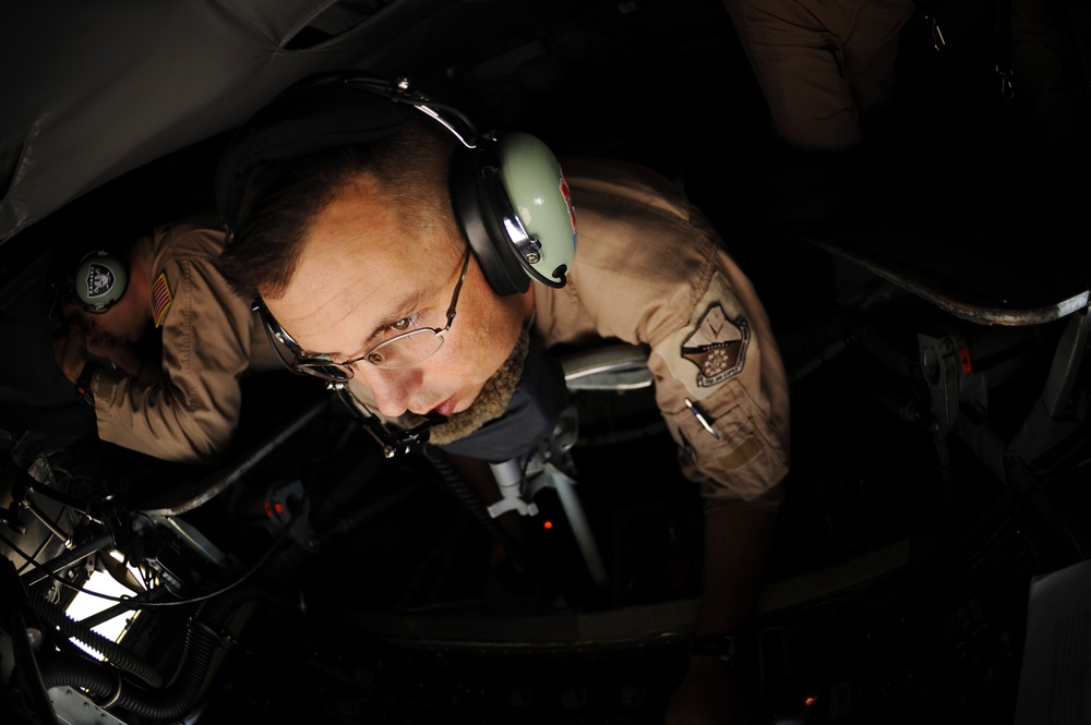 KC-135 Refueling