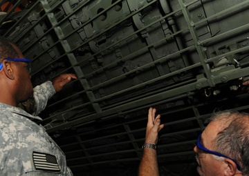 New Third Army/ARCENT G-4 visits ASG Qatar