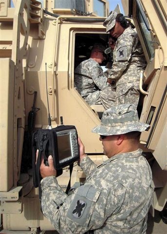 Cavalry Soldiers maintain electronic communications