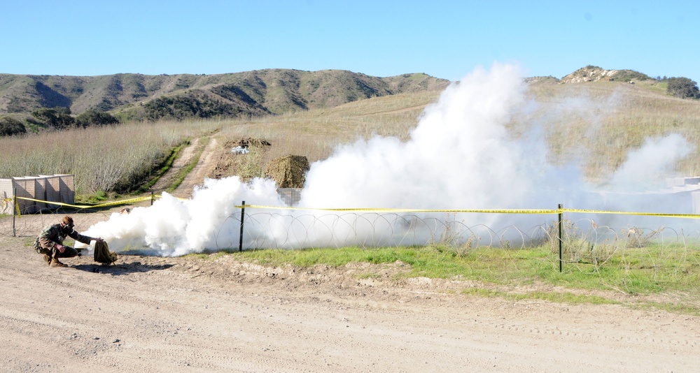 Sailors conduct combat skills training