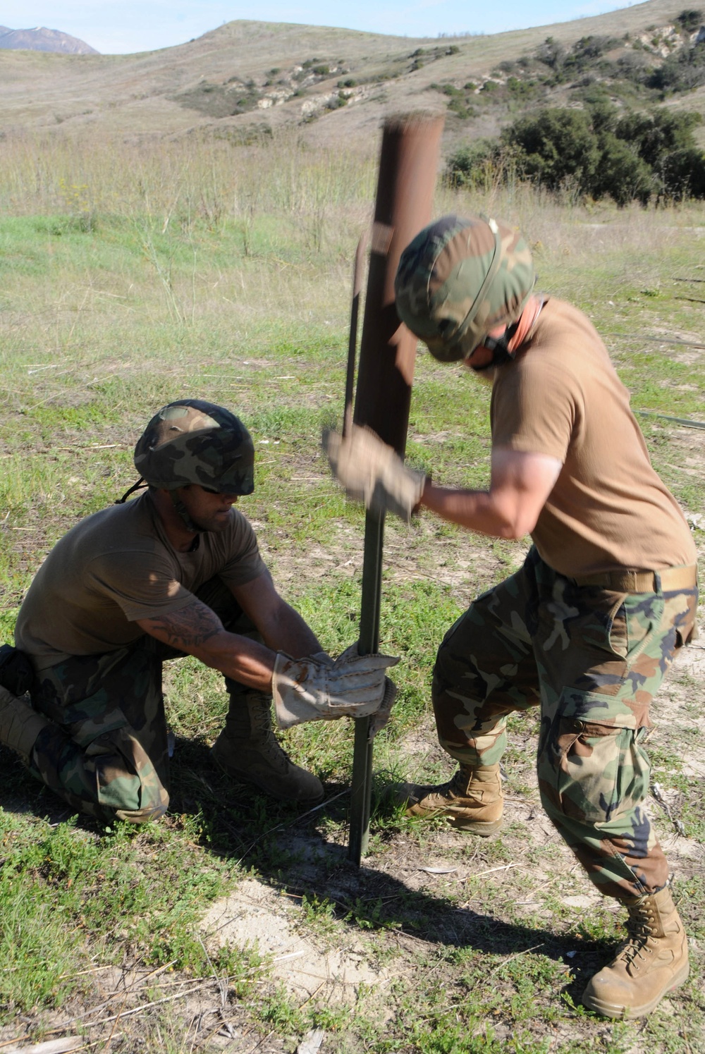 Sailors conduct combat skills training