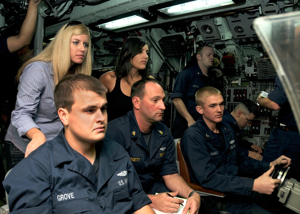 Families visit submarine