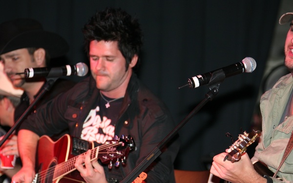 Get your boots on: Country stars shine at air station