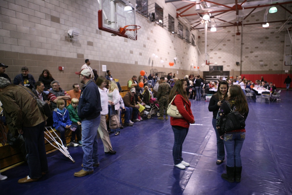 1/11 returns from Afghanistan in time for Thanksgiving