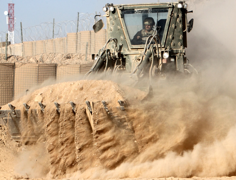Marine engineers improve security for coalition forces in Sangin