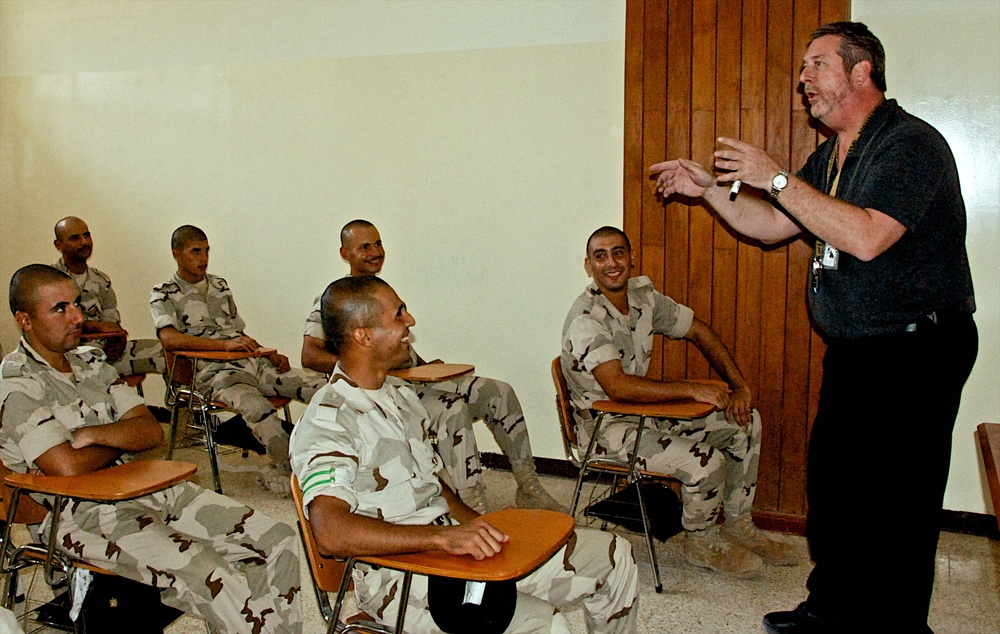 English Language teacher begin classes in Rustamiyah