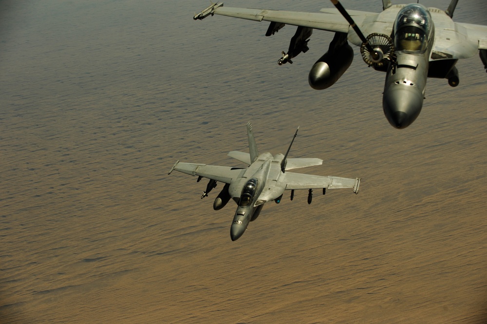 KC-10 Refueling Operations