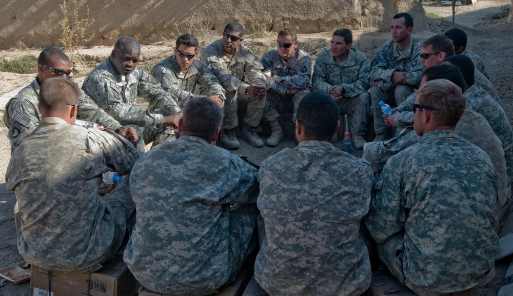 ISAF CSM has Thanksgiving with troops in the field