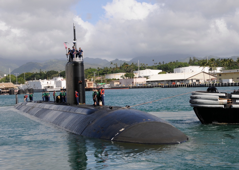 USS Charlotte departs