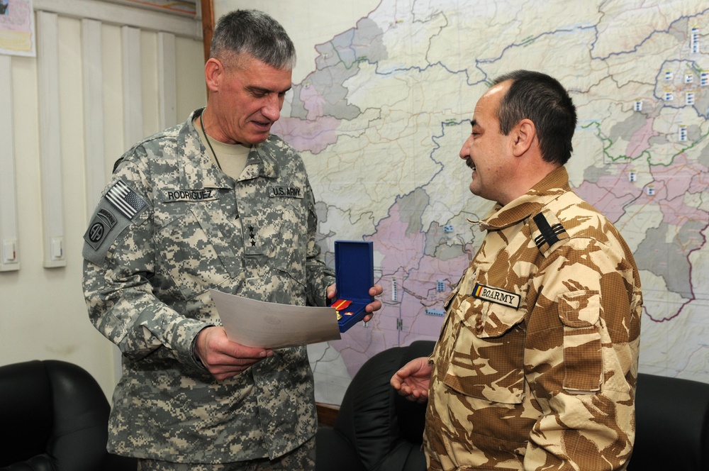 IJC Commander Receives Romanian Medal