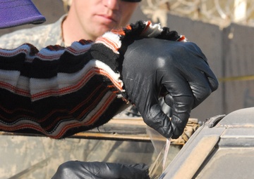 Fighting Crime: USD-C Soldiers teach IPs 1st response techniques
