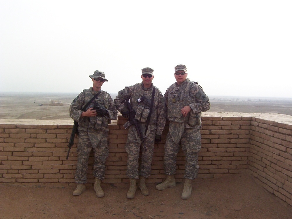 Chaplain leads Soldiers on tours of Ur monument
