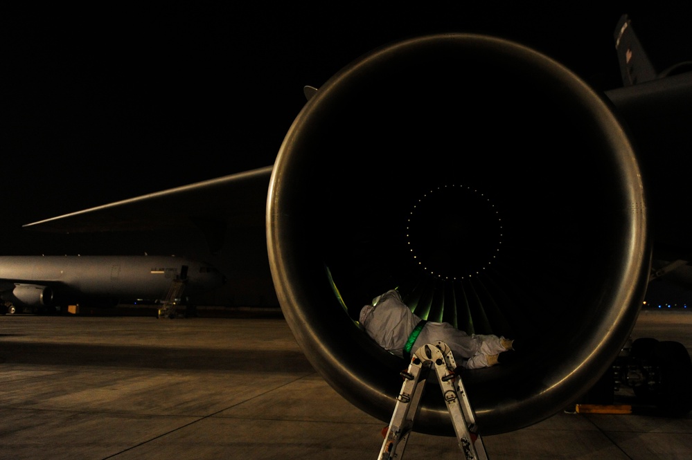 KC-10 Maintenance