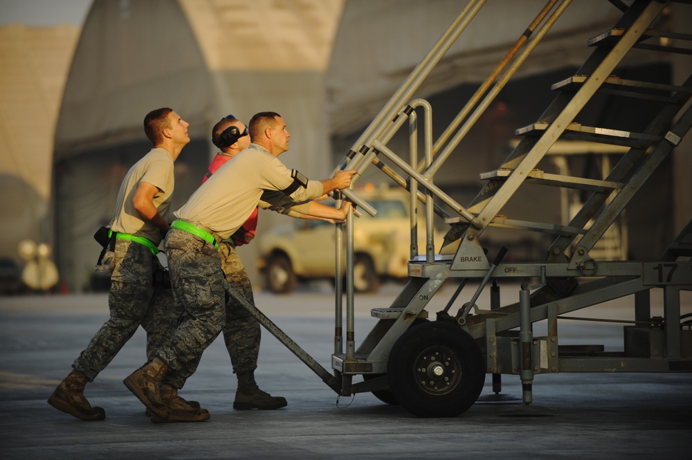 KC-10 Maintenance