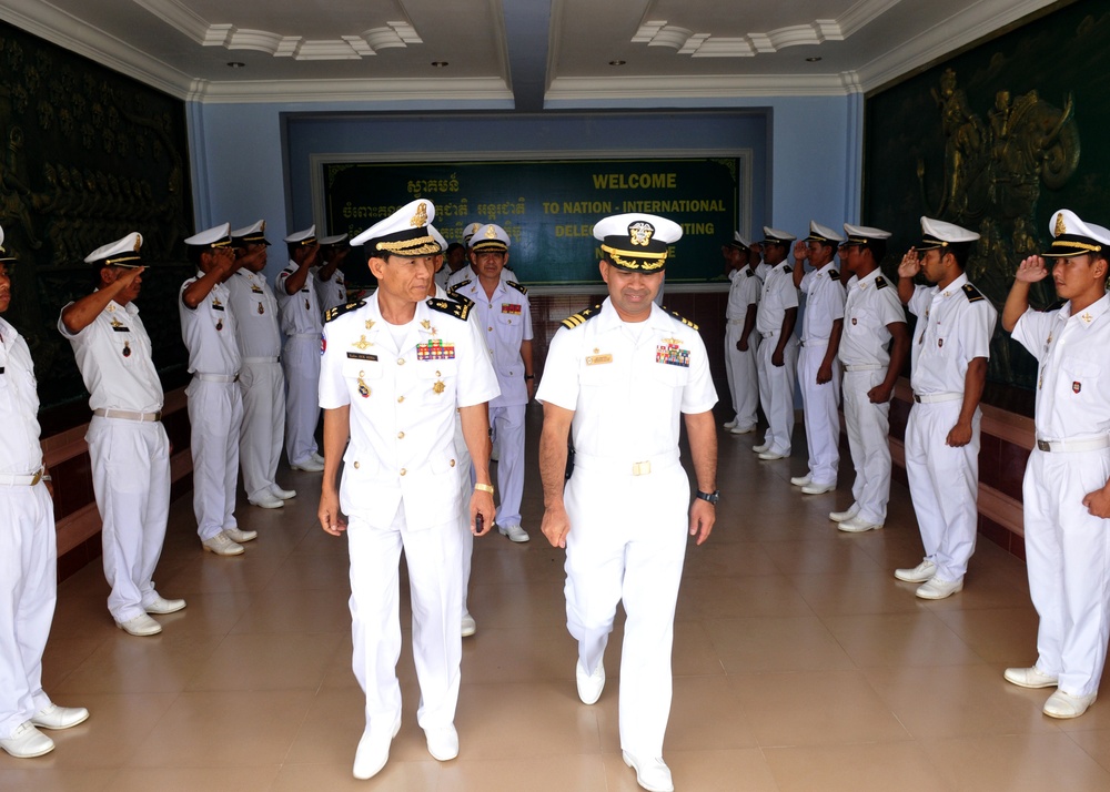 USS Mustin in Cambodia