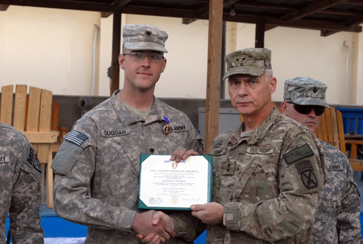 Soldiers receive Purple Heart