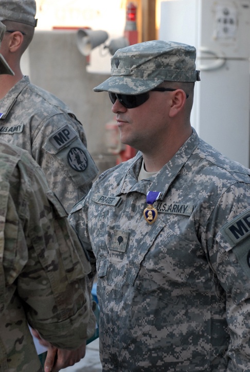 Soldiers receive Purple Heart