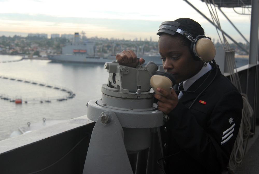 USS Nimitz Departs San Diego