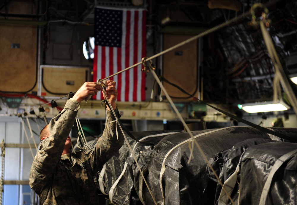 Operation Enduring Freedom   C-17 Globemaster III Air Drop