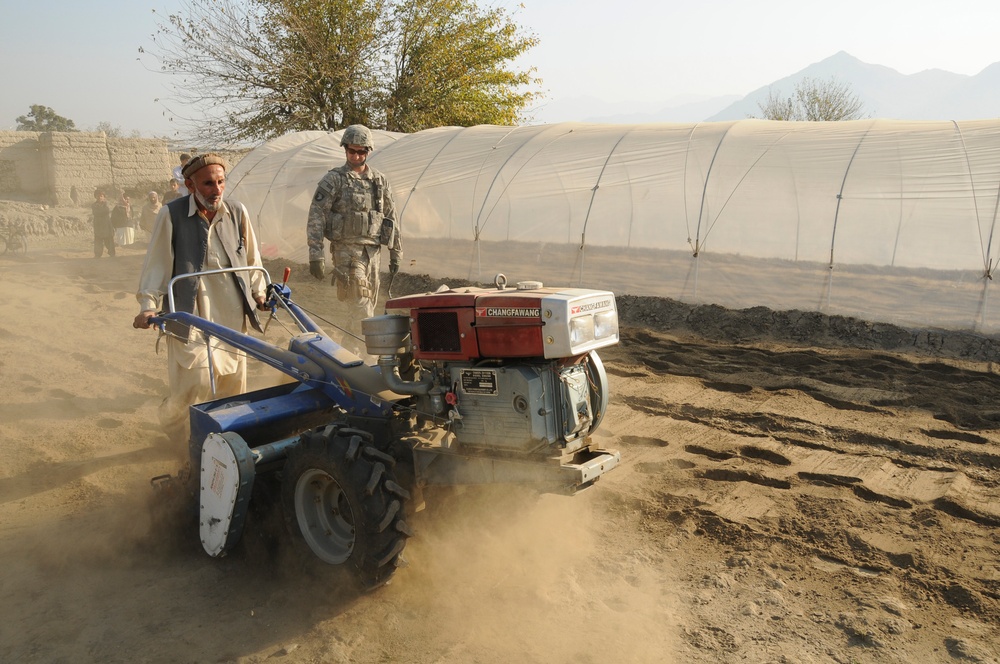 Iowa ADT brings tractor, hope to Chowkay