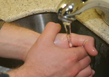 Naval Health Clinic, Cherry Point offers tips to fight the flu this winter