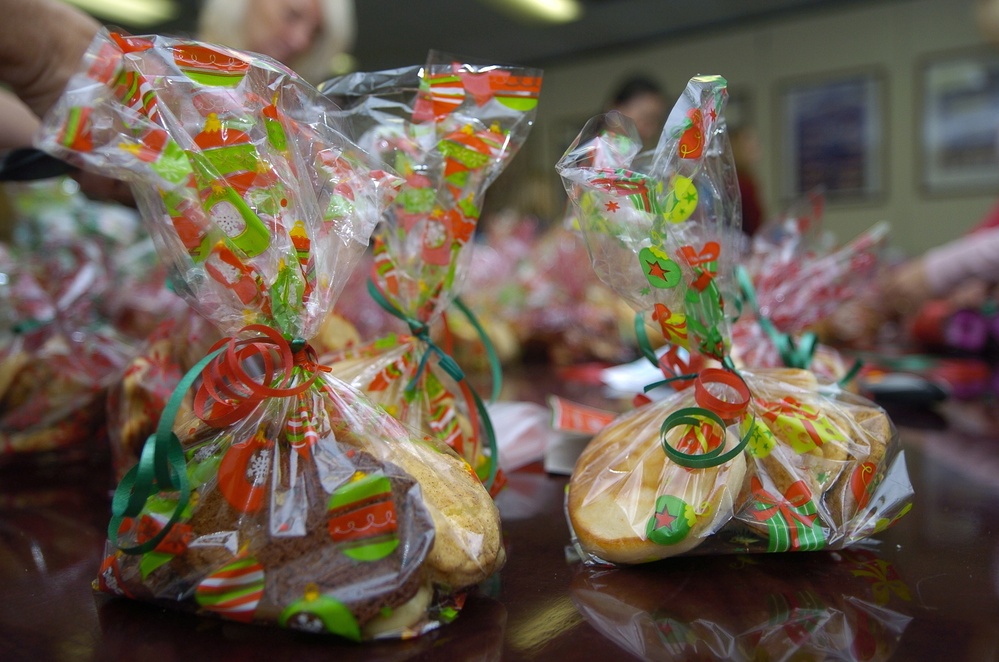 Ironhorse FRG spreads holiday cheer through treats