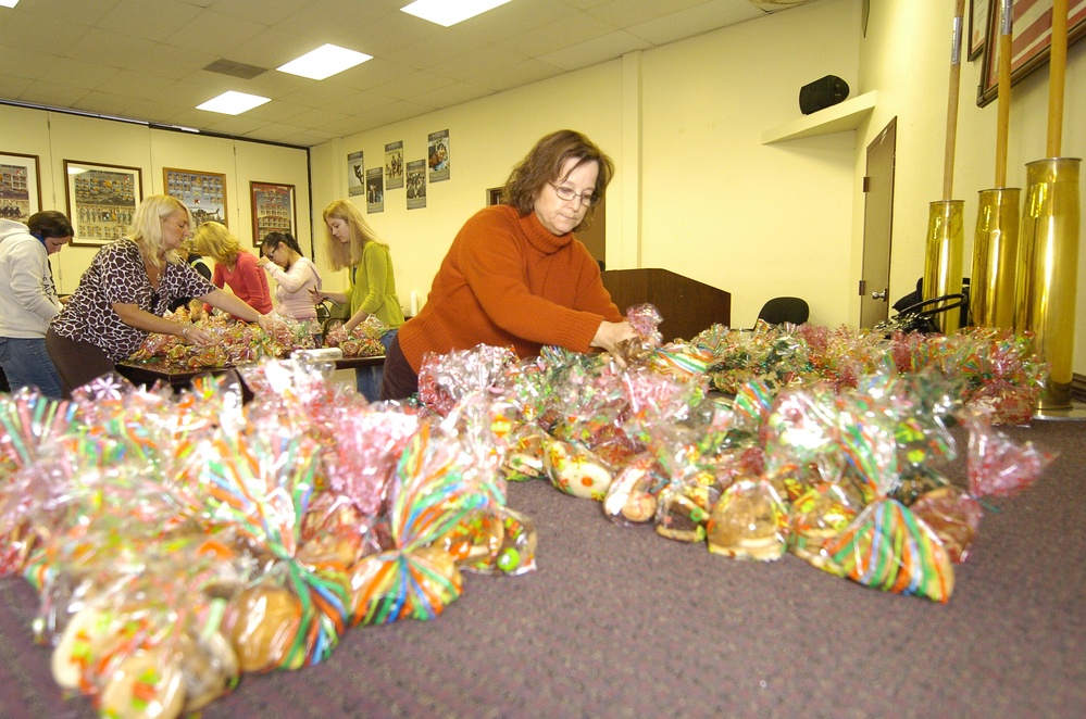 Ironhorse FRG spreads holiday cheer through treats