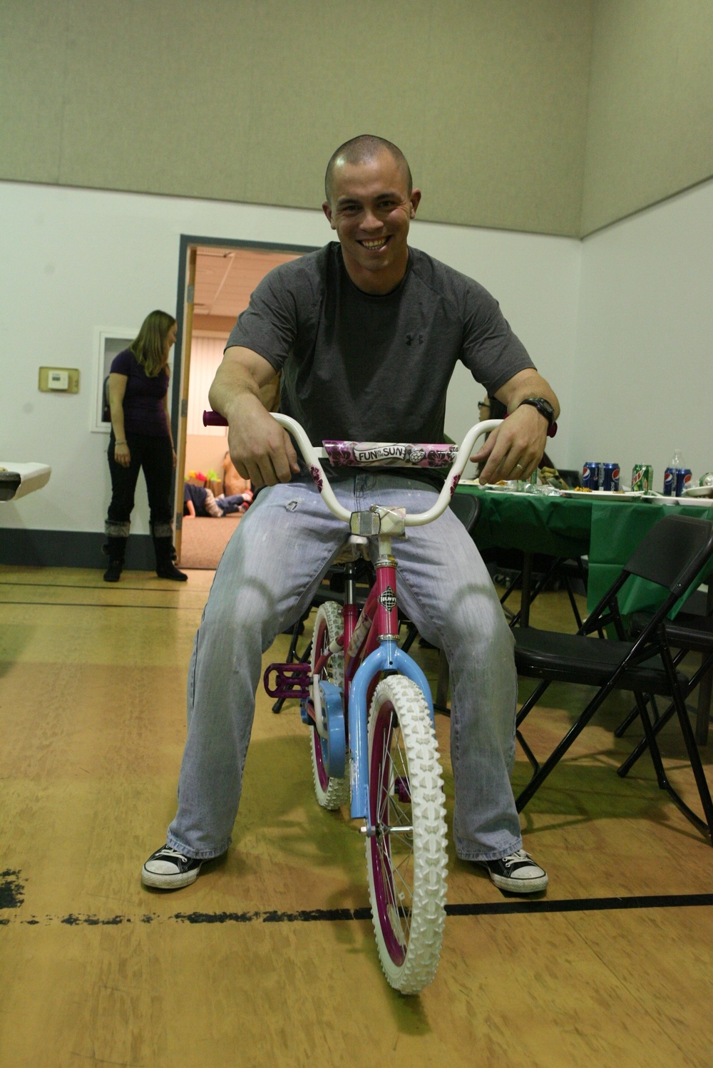 CLB-13 Marines, sailors host Christmas party