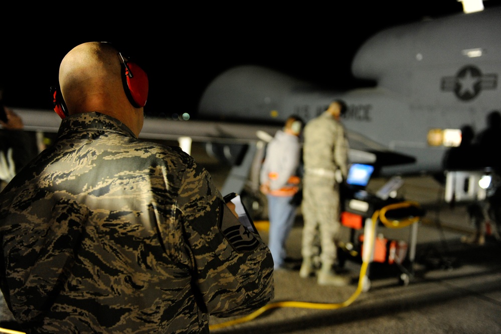 RQ-4 Global Hawk First Launch