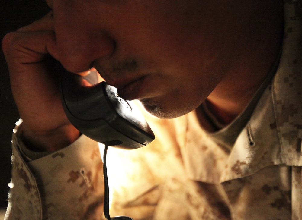 New counseling hotline aims to 'DSTRESS' Marines, families