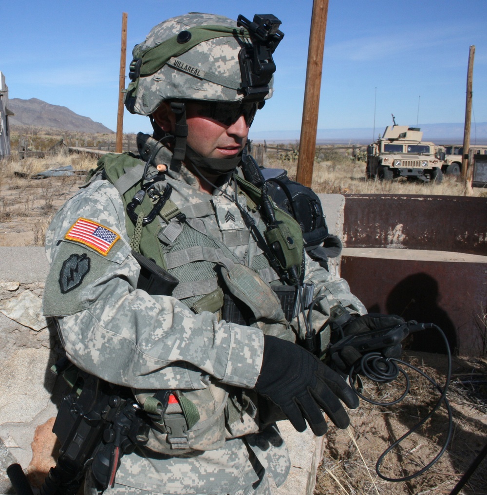 CSDA enters phase two: Soldiers test smartphones during field exercise