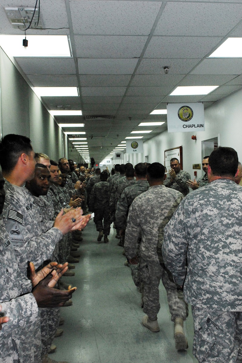 USD-C Soldiers Welcome Wounded Warriors return to Iraq