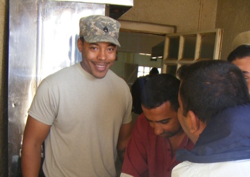 Company B helps train 14th Iraqi Army Commando Battalion