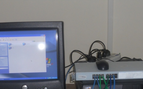 Cav. establishes LAN at Iraqi Training Center