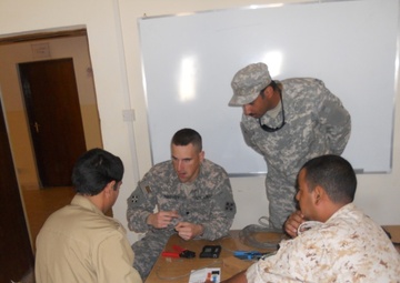 Cav. establishes LAN at Iraqi Training Center