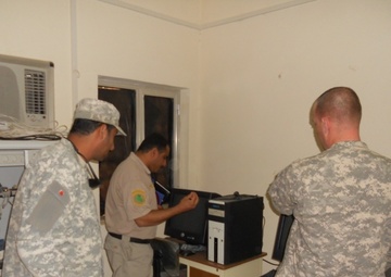 Cav. establishes LAN at Iraqi Training Center