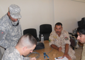 Cav. establishes LAN at Iraqi Training Center